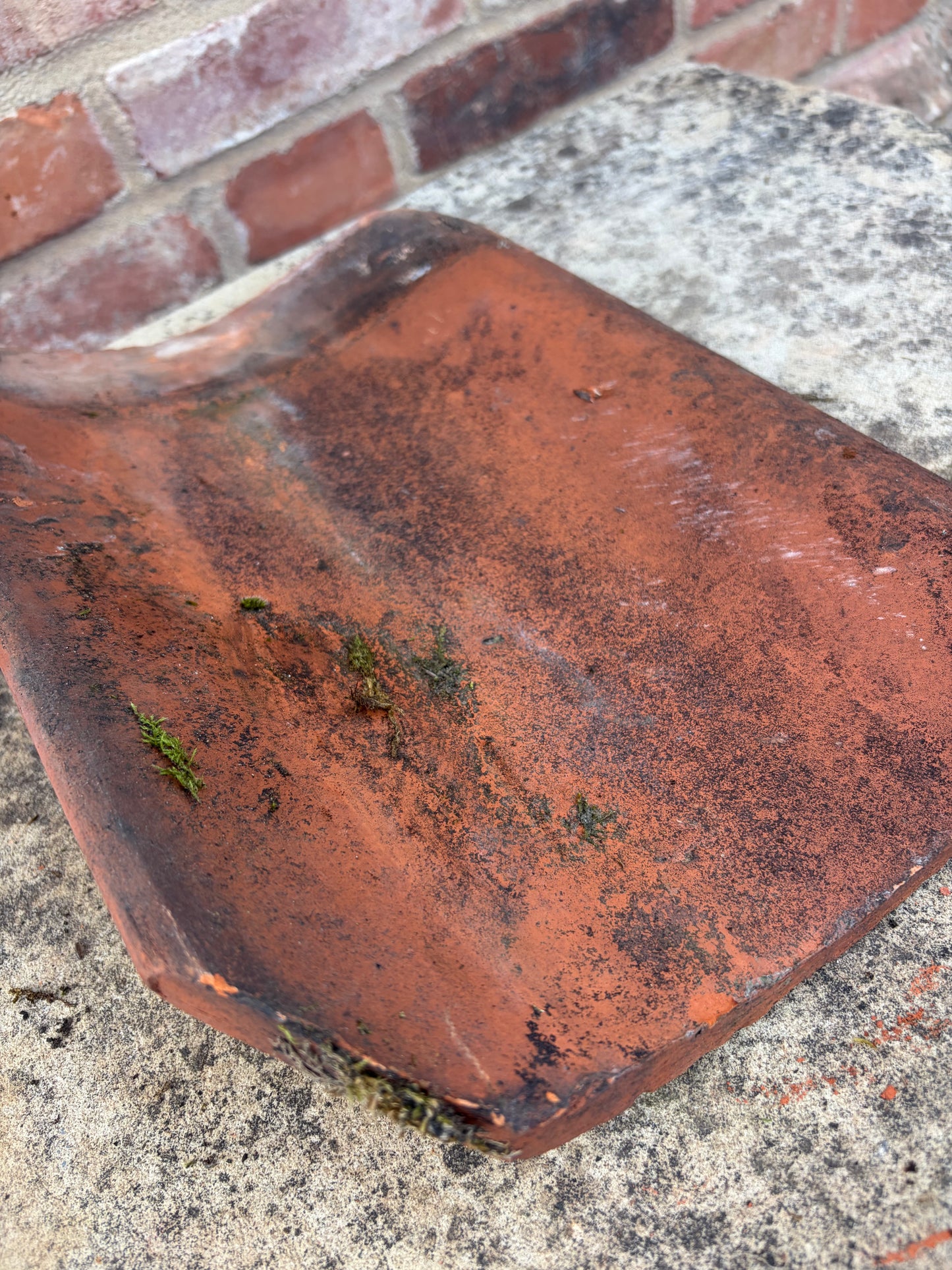 Reclaimed red pioneer pantile